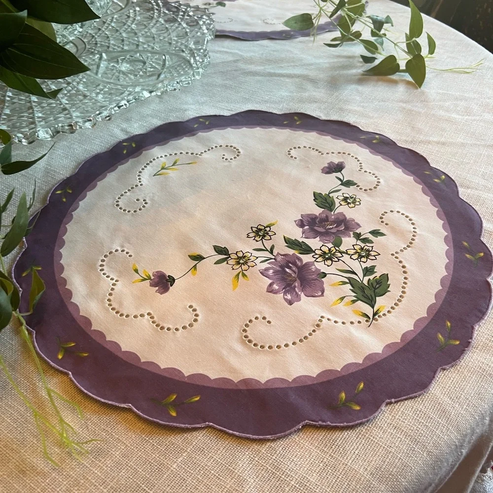 Floral Placemats (x8) 18